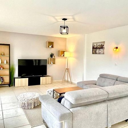 Charmante Villa Pour 10 Personnes Saint-Augustin  Exteriör bild