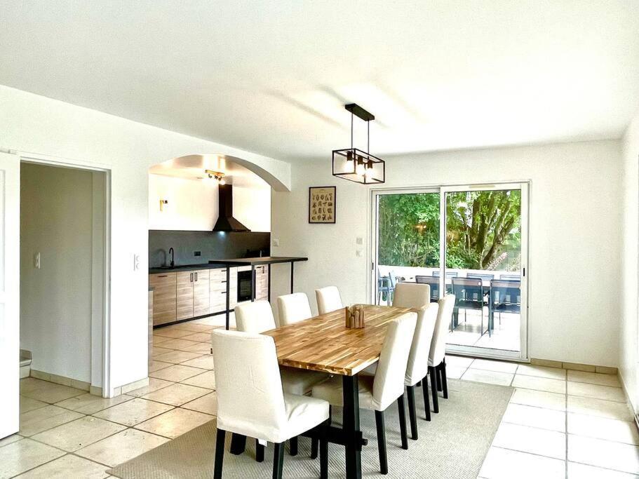 Charmante Villa Pour 10 Personnes Saint-Augustin  Exteriör bild