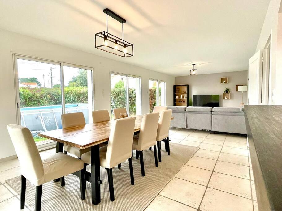Charmante Villa Pour 10 Personnes Saint-Augustin  Exteriör bild