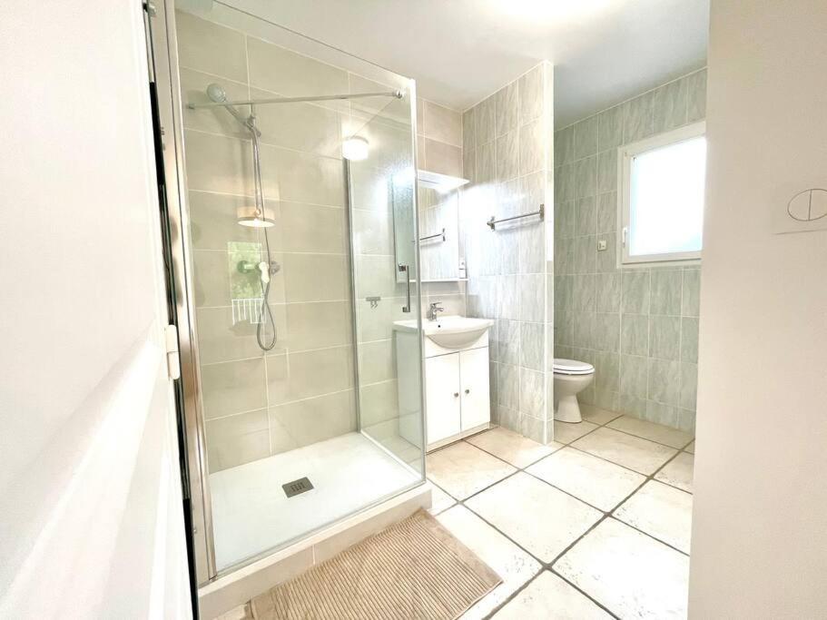 Charmante Villa Pour 10 Personnes Saint-Augustin  Exteriör bild