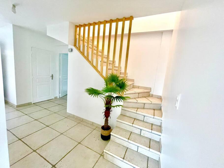 Charmante Villa Pour 10 Personnes Saint-Augustin  Exteriör bild