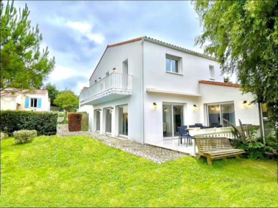 Charmante Villa Pour 10 Personnes Saint-Augustin  Exteriör bild